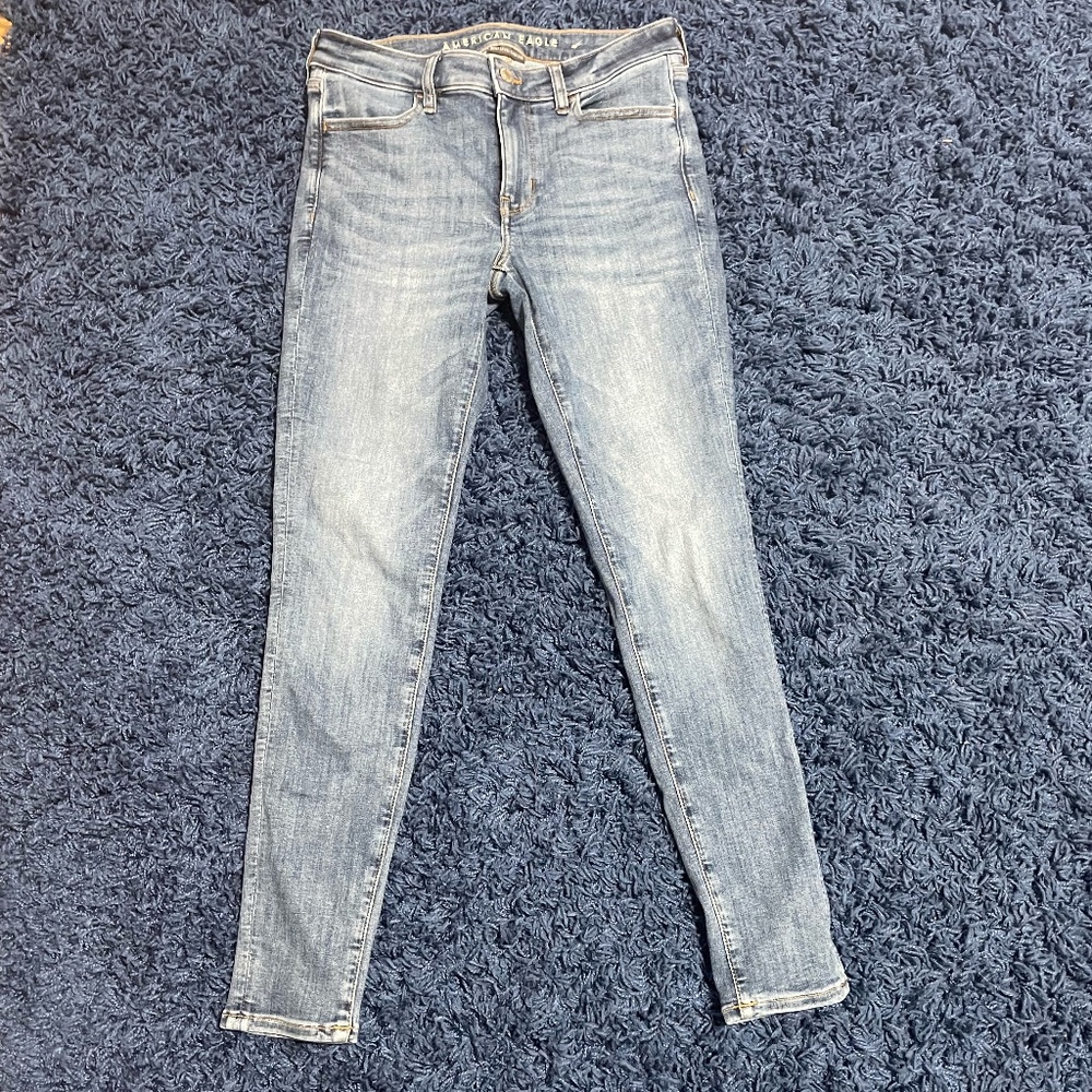 American Eagle High-Rise Jeggings